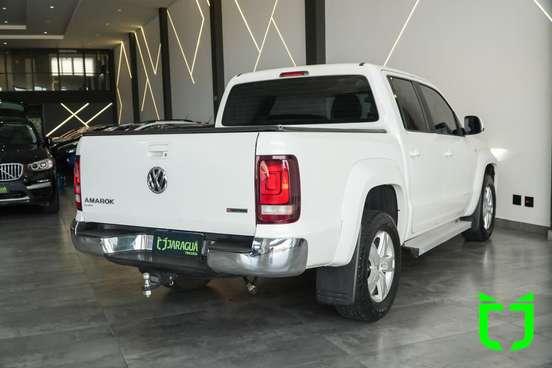 VOLKSWAGEN-AMAROK-2019