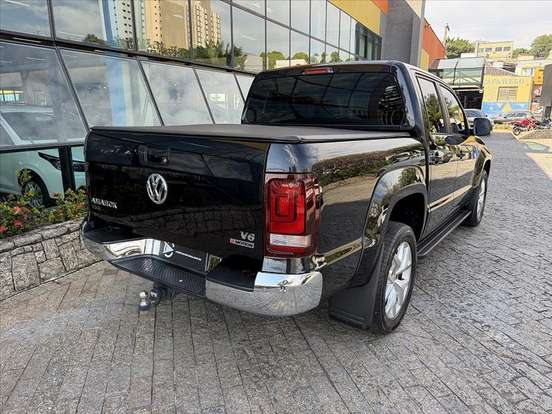 VOLKSWAGEN-AMAROK-2023