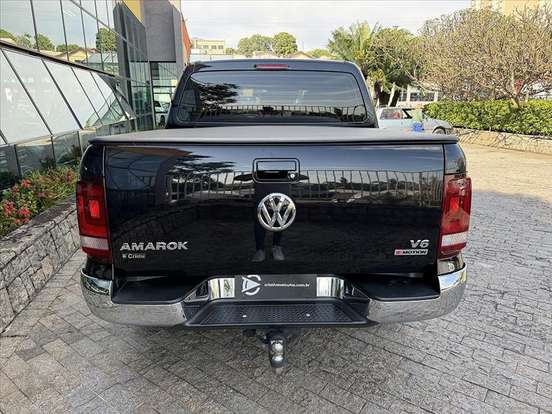 VOLKSWAGEN-AMAROK-2023