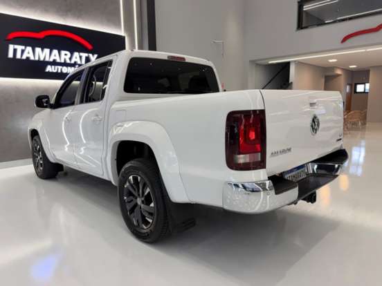 VOLKSWAGEN-AMAROK-2021
