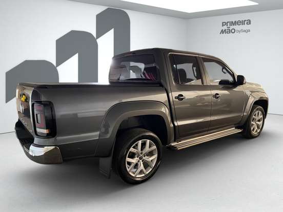 VOLKSWAGEN-AMAROK-2024