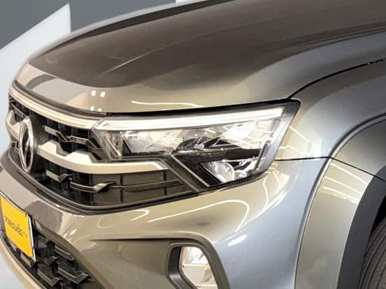 VOLKSWAGEN-AMAROK-2024