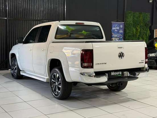 VOLKSWAGEN-AMAROK-2023