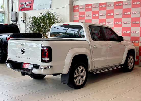VOLKSWAGEN-AMAROK-2024