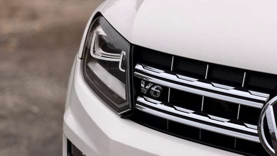 VOLKSWAGEN-AMAROK-2020