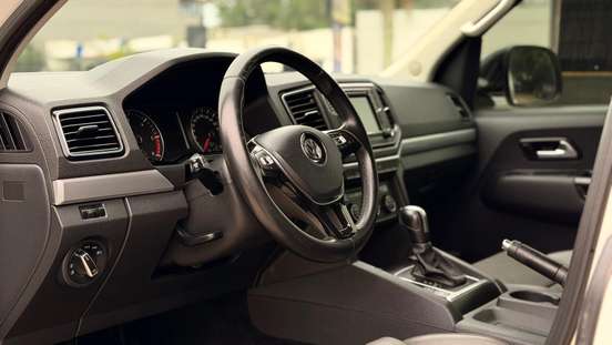 VOLKSWAGEN-AMAROK-2020