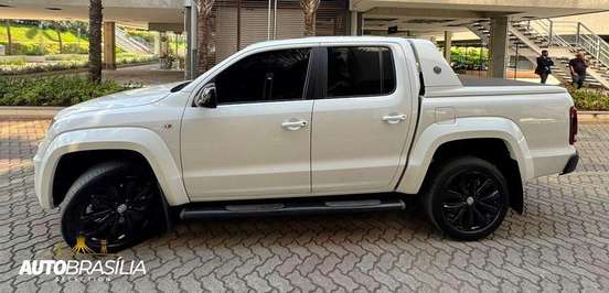 VOLKSWAGEN-AMAROK-2023