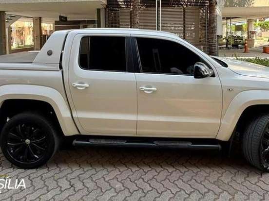 VOLKSWAGEN-AMAROK-3.0 V6 TDI DIESEL HIGHLINE EXTREME CD 4MOTION AUTOMÁTICO VOLKSWAGEN-AMAROK-2023