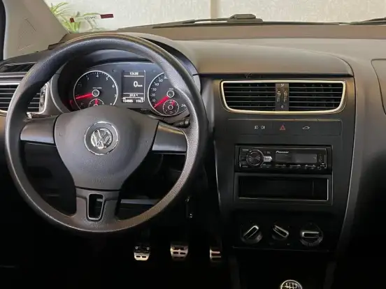VOLKSWAGEN-CROSSFOX-1.6 MI FLEX 8V 4P MANUAL VOLKSWAGEN-CROSSFOX-2012