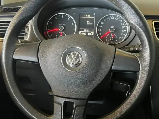 VOLKSWAGEN-CROSSFOX-1.6 MI FLEX 8V 4P MANUAL VOLKSWAGEN-CROSSFOX-2012