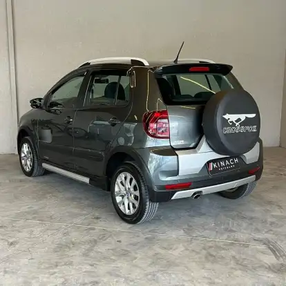 VOLKSWAGEN-CROSSFOX-2012