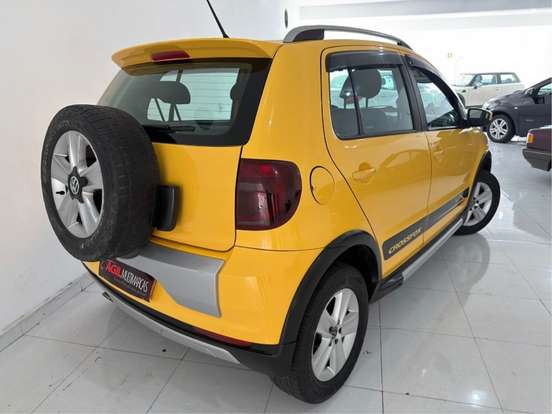 VOLKSWAGEN-CROSSFOX-1.6 MI FLEX 8V 4P MANUAL VOLKSWAGEN-CROSSFOX-2010
