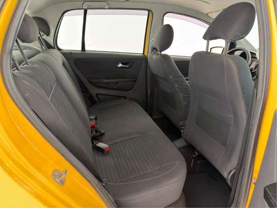 VOLKSWAGEN-CROSSFOX-2010