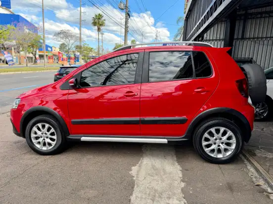 VOLKSWAGEN-FOX-1.6 MI 8V FLEX 4P AUTOMATIZADO VOLKSWAGEN-FOX-2012