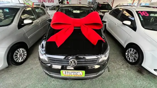 VOLKSWAGEN-FOX-2014