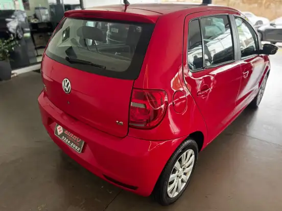 VOLKSWAGEN-FOX-2012