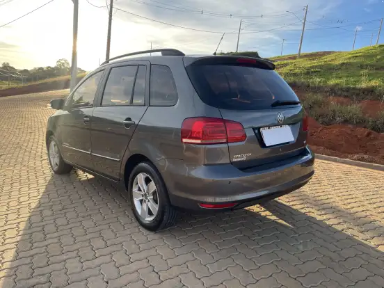 VOLKSWAGEN-FOX-1.6 MSI COMFORTLINE 8V FLEX 4P MANUAL VOLKSWAGEN-FOX-2017