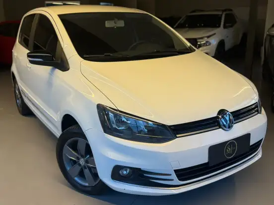 VOLKSWAGEN-FOX-1.6 MSI TOTAL FLEX CONNECT 4P MANUAL VOLKSWAGEN-FOX-2017
