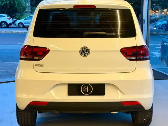 VOLKSWAGEN-FOX-1.6 MSI TOTAL FLEX CONNECT 4P MANUAL VOLKSWAGEN-FOX-2017