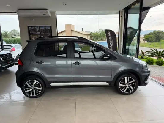 VOLKSWAGEN-FOX-1.6 MSI TOTAL FLEX XTREME 4P MANUAL VOLKSWAGEN-FOX-2019