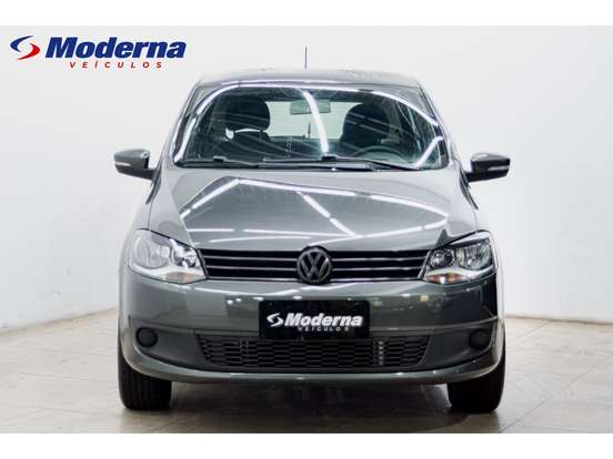 VOLKSWAGEN-FOX-2014
