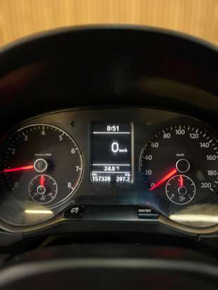 VOLKSWAGEN-FOX-2012