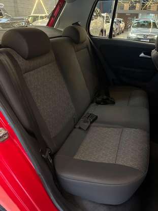 VOLKSWAGEN-FOX-2012