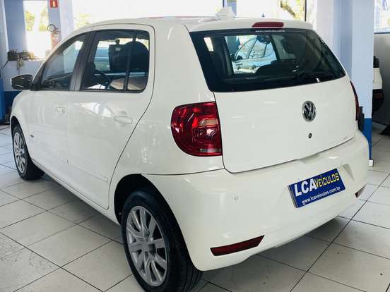 VOLKSWAGEN-FOX-1.0 MI 8V FLEX 4P MANUAL VOLKSWAGEN-FOX-2012