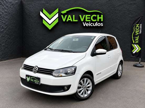 VOLKSWAGEN-FOX-2013