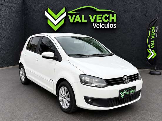 VOLKSWAGEN-FOX-1.0 MI 8V FLEX 4P MANUAL VOLKSWAGEN-FOX-2013