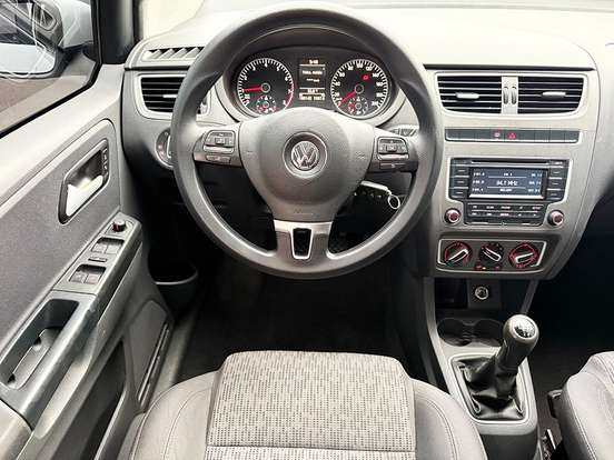 VOLKSWAGEN-FOX-1.0 MI 8V FLEX 4P MANUAL VOLKSWAGEN-FOX-2013