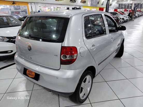 VOLKSWAGEN-FOX-1.6 MI PLUS 8V GASOLINA 4P MANUAL VOLKSWAGEN-FOX-2005