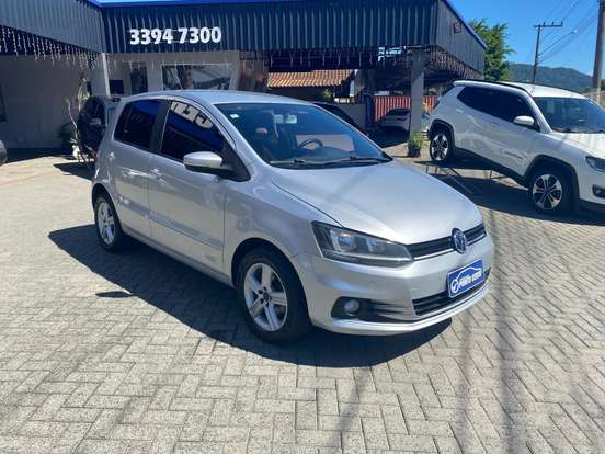 VOLKSWAGEN-FOX-1.6 MSI COMFORTLINE 8V FLEX 4P MANUAL VOLKSWAGEN-FOX-2015