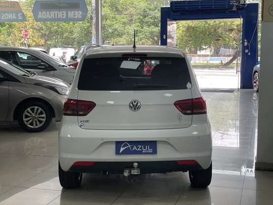 VOLKSWAGEN-FOX-2018
