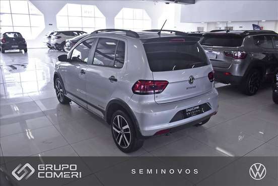 VOLKSWAGEN-FOX-2019