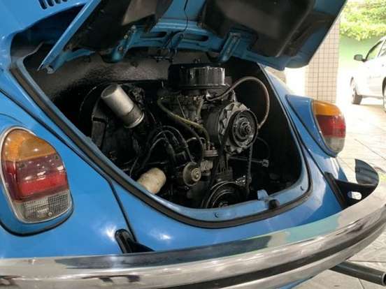 VOLKSWAGEN-FUSCA-1975