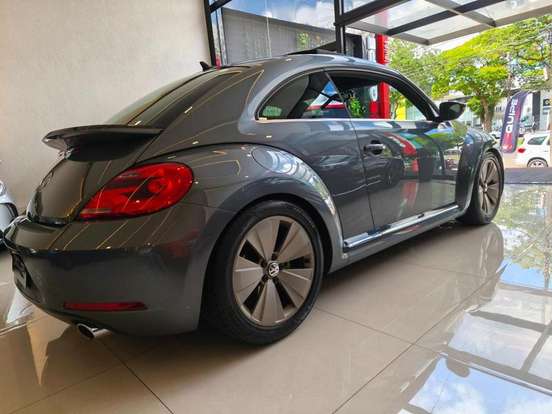 VOLKSWAGEN-FUSCA-2.0 TSI 16V GASOLINA 2P AUTOMÁTICO VOLKSWAGEN-FUSCA-2012