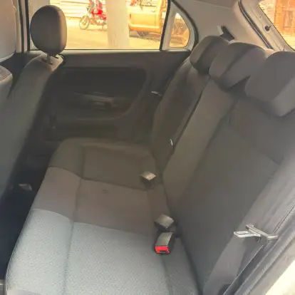 VOLKSWAGEN-GOL-2021