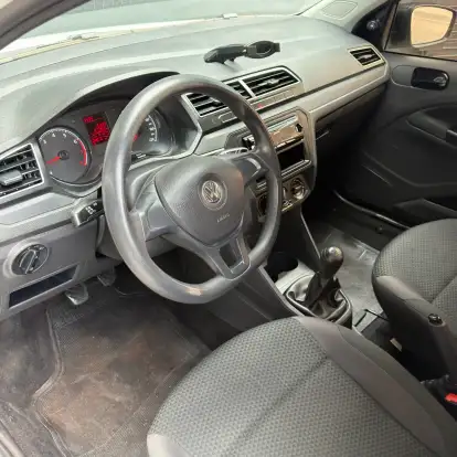 VOLKSWAGEN-GOL-2021