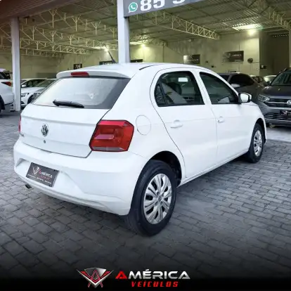 VOLKSWAGEN-GOL-2022
