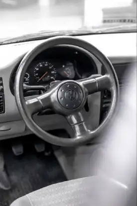 VOLKSWAGEN-GOL-1999
