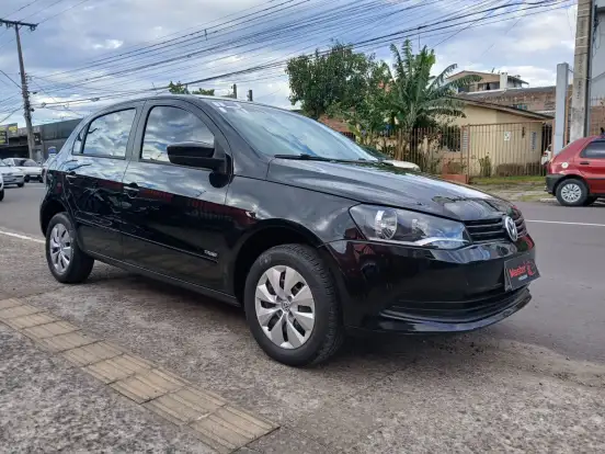 VOLKSWAGEN-GOL-1.0 MI 8V FLEX 4P MANUAL G.IV VOLKSWAGEN-GOL-2013