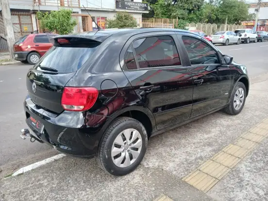 VOLKSWAGEN-GOL-1.0 MI 8V FLEX 4P MANUAL G.IV VOLKSWAGEN-GOL-2013