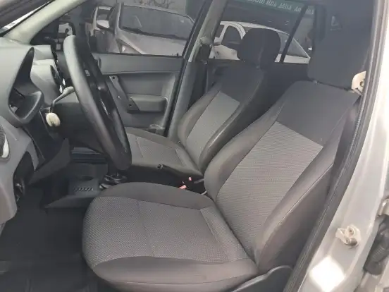 VOLKSWAGEN-GOL-1.0 MI 8V FLEX 4P MANUAL G.IV VOLKSWAGEN-GOL-2012