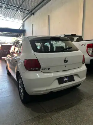 VOLKSWAGEN-GOL-2015