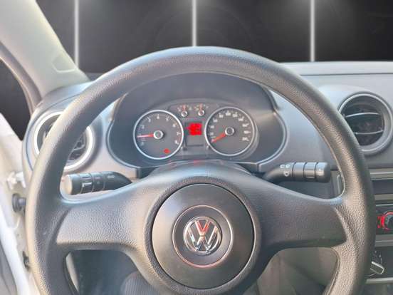 VOLKSWAGEN-GOL-1.0 MI 8V FLEX 4P MANUAL VOLKSWAGEN-GOL-2013