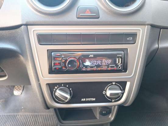 VOLKSWAGEN-GOL-1.0 MI 8V FLEX 4P MANUAL VOLKSWAGEN-GOL-2013