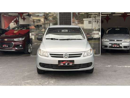 VOLKSWAGEN-GOL-2010