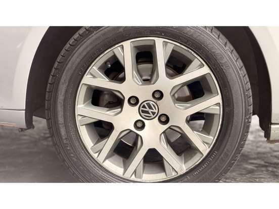 VOLKSWAGEN-GOL-1.0 MI SELEÇÃO 8V FLEX 4P MANUAL G.V VOLKSWAGEN-GOL-2010