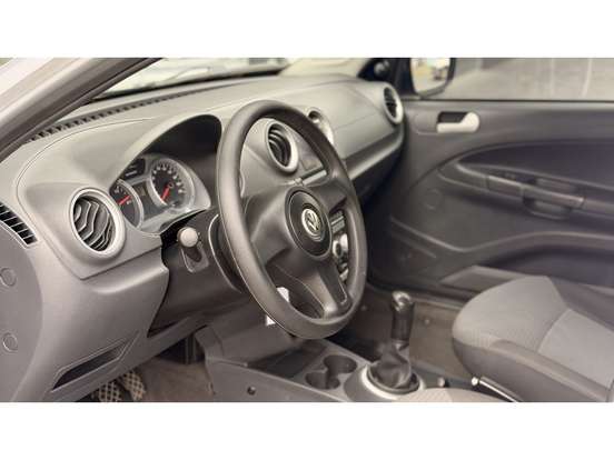 VOLKSWAGEN-GOL-1.0 MI SELEÇÃO 8V FLEX 4P MANUAL G.V VOLKSWAGEN-GOL-2010
